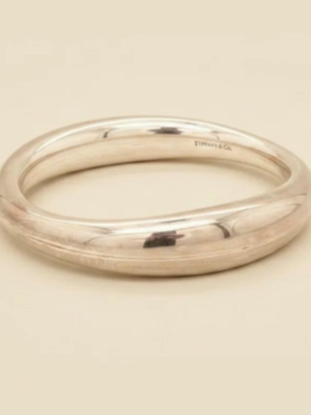 Tiffany & Co. Oval Solid Sterling Silver Lovely Bangle Bracelet